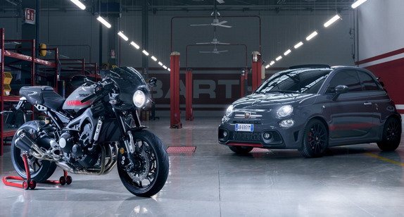 157582-abarth 695 1.jpg, 58 KB