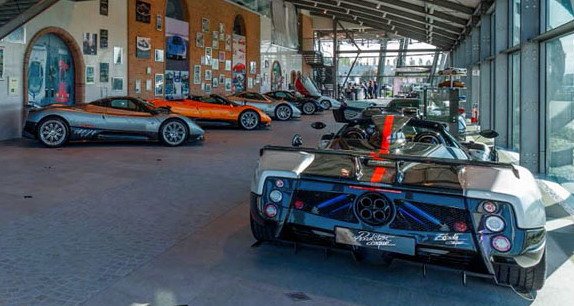 158506-pagani 99.jpg, 75 KB