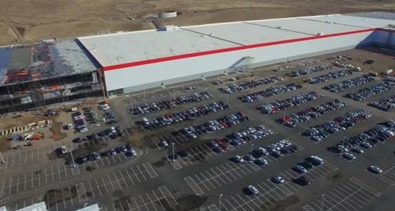 159669-tesla giga.jpg, 60 KB