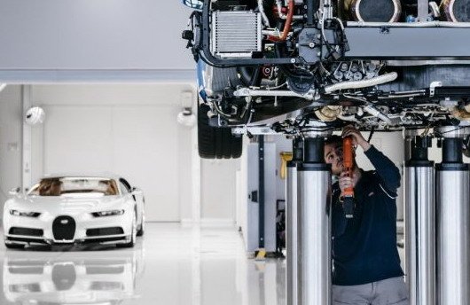 161389-bugatti f 11.jpg, 54 KB