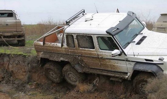 161885-mercedes 6x6 1.jpg, 56 KB