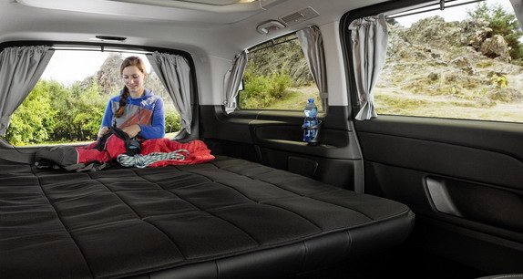 162362-mercedes v 1111.jpg, 54 KB