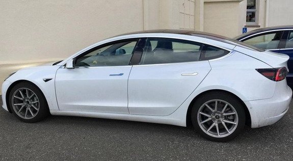 Tesla Model 3 Tesla Model 3