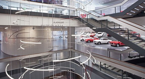 167289-Alfa_Romeo_La-macchina-del-tempo_2.jpg, 73 KB
