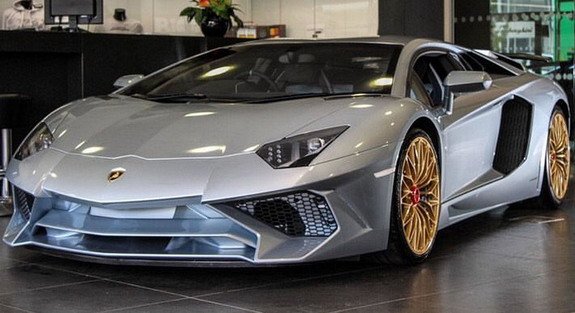167735-lambo s 1.jpg, 57 KB