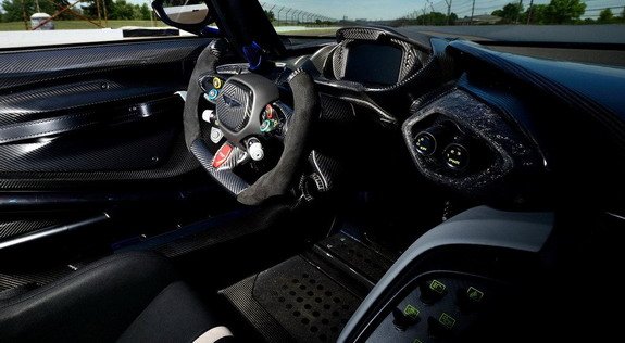 168913-aston v 111.jpg, 52 KB