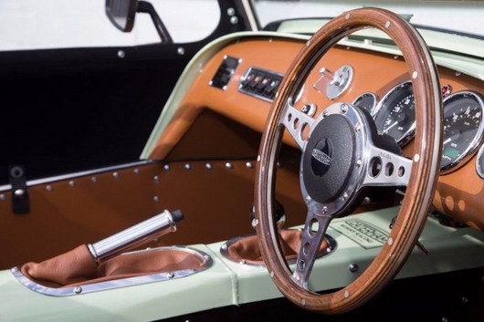 170576-caterham 11111.jpg, 55 KB