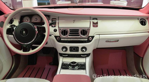 172052-rolls w 1111.jpg, 59 KB