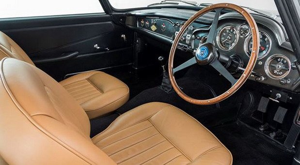 174239-aston db4 111.jpg, 63 KB