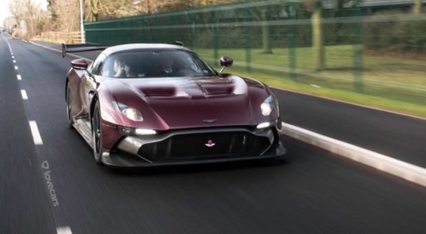 174369-aston v 1.jpg, 34 KB