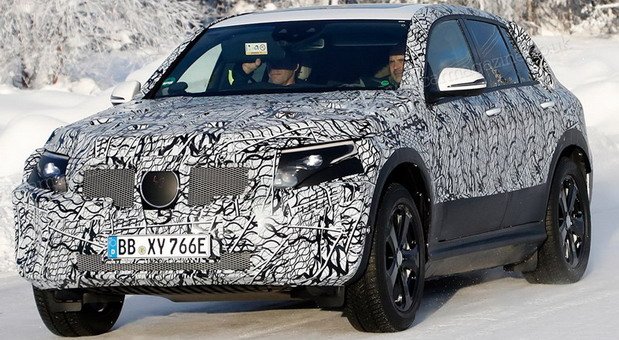 176088-mercedes eq.jpg, 99 KB