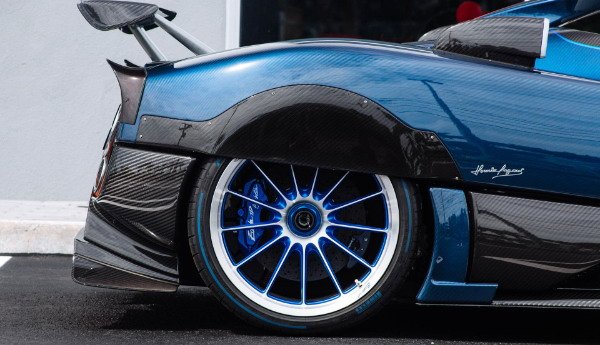 176696-pagani 1111.jpg, 69 KB