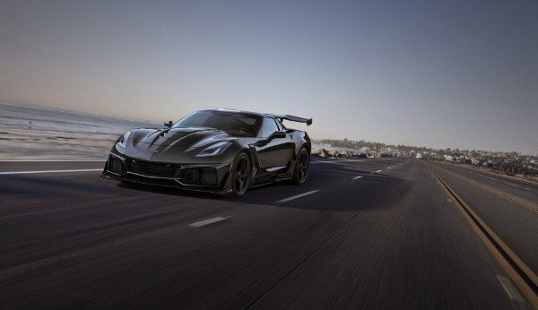 181004-corvette zr1.jpg, 36 KB