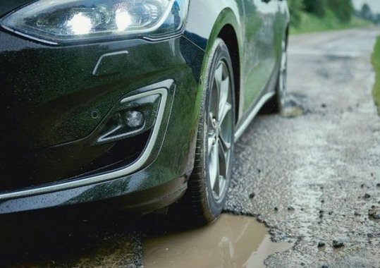 181326-ford focus.jpg, 60 KB