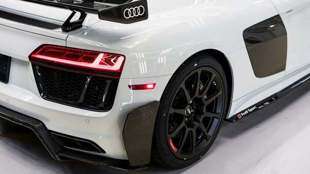 185278-audi r8 111.jpg, 57 KB