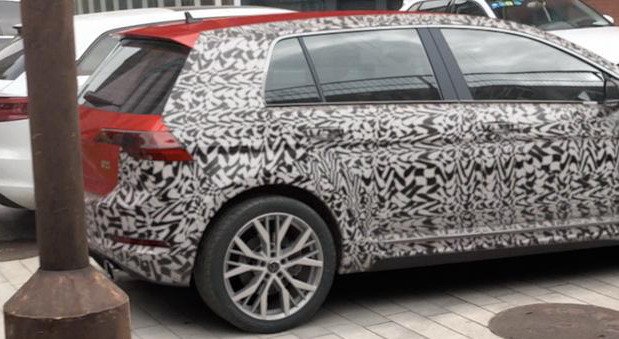 185346-vw golf 8 1111.jpg, 68 KB