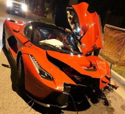 185578-laferrari crash.jpg, 62 KB
