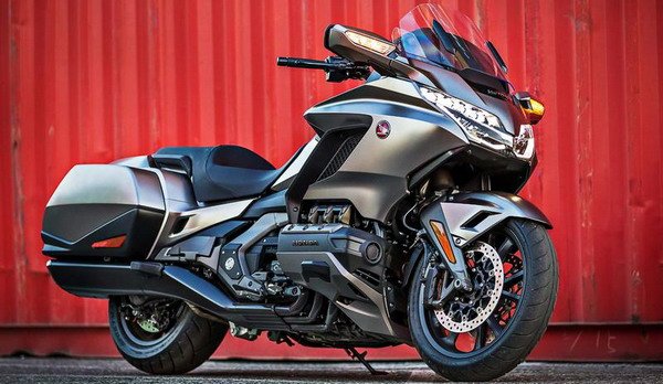 191132-honda-goldwing.jpg, 77 KB