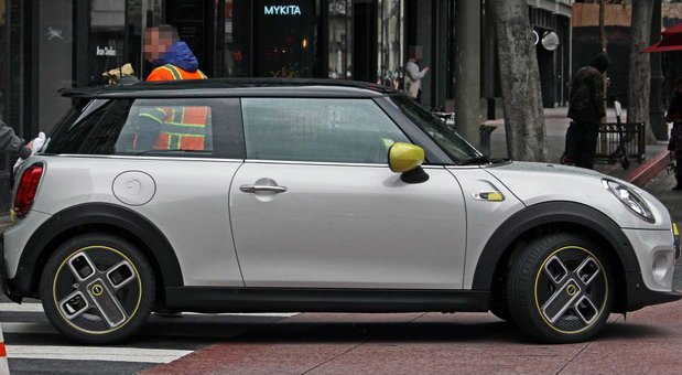 192918-mini e 11.jpg, 65 KB