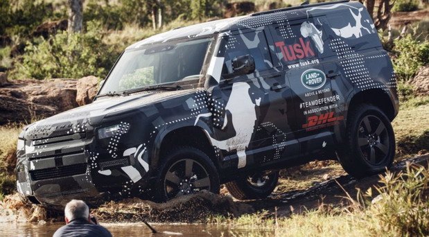 193152-land rover defender 11.jpg, 103 KB