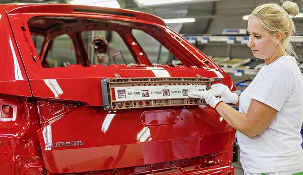 194677-skoda superb 11.jpg, 80 KB