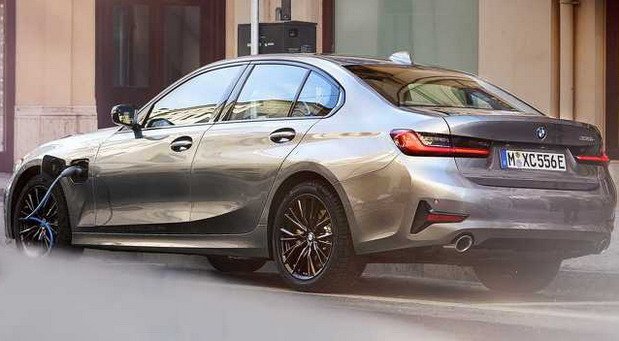 195288-bmw 330e 11.jpg, 60 KB