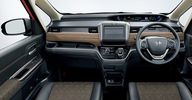 195653-honda freed 11.jpg, 61 KB