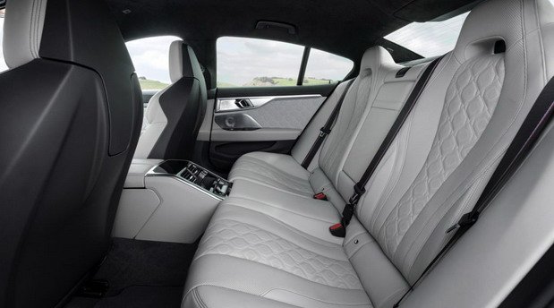 196926-bmw m8 11.jpg, 48 KB