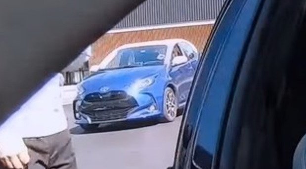 196963-toyota y 1.jpg, 39 KB