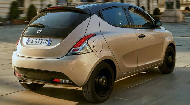 197046-lancia y 1111.jpg, 58 KB