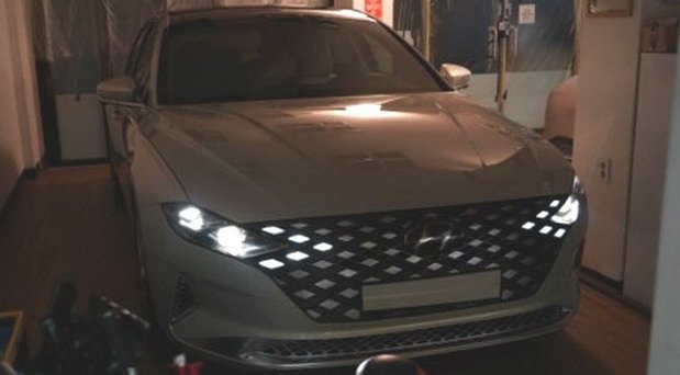 197270-hyundai g 1111.jpg, 40 KB