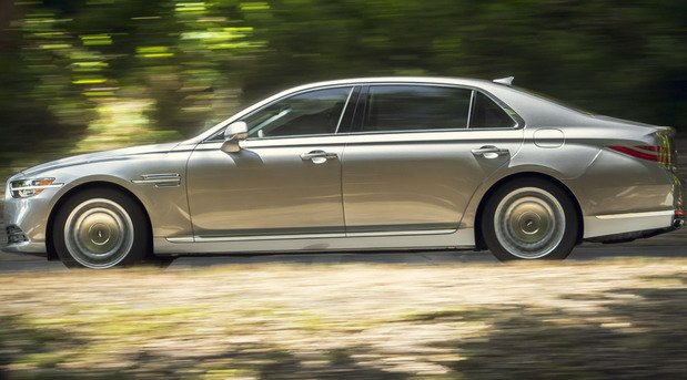 198506-Genesis G90 11.jpg, 61 KB