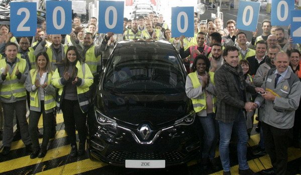 198684-renault zoe.jpg, 76 KB