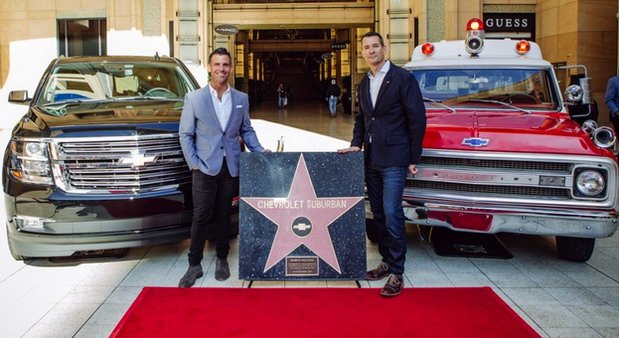 199006-Chevrolet Suburban 11.jpg, 79 KB