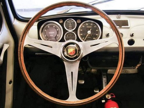 200183-abarth 695 111.jpg, 56 KB