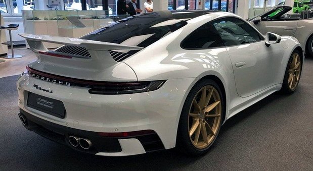 200695-porsche 911 66.jpg, 68 KB