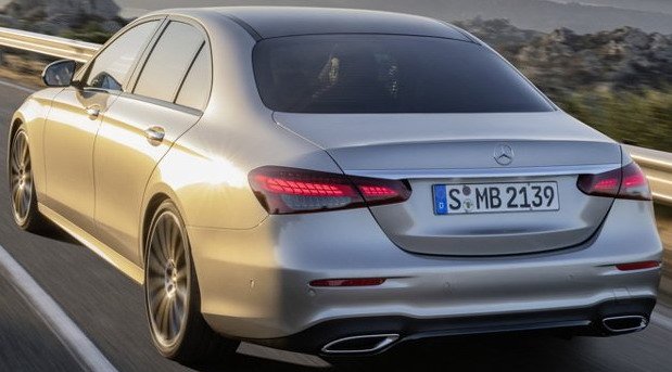 201171-mercedes e 1111.jpg, 54 KB