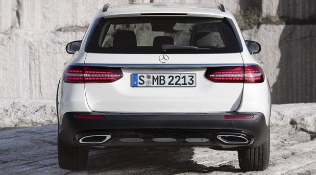 201180-mercedes e 3333.jpg, 58 KB