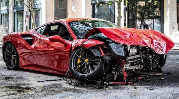 203387-ferrari crash.jpg, 104 KB