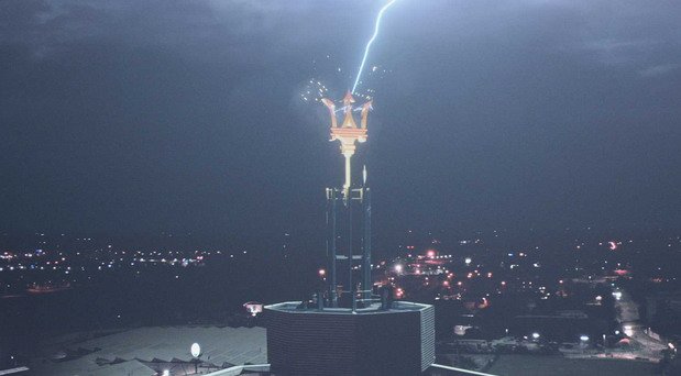 203692-maserati ghibli.jpg, 39 KB