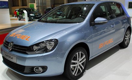20402-volkswagen golf bifuel.jpg, 42 KB