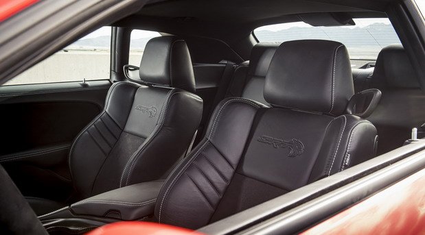 204681-Dodge-Challenger 111.jpg, 51 KB