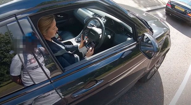 205350-mobilni.jpg, 83 KB