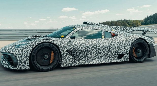 206048-Mercedes-AMG 1.jpg, 67 KB