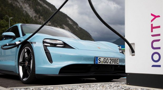 206121-porsche t 111.jpg, 56 KB