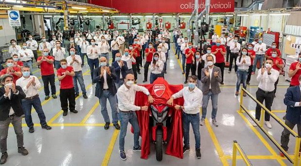 207672-ducati-multistrada-v4.jpg, 98 KB