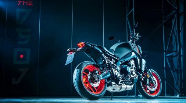 208305-yamaha-mt-09-3.jpg, 33 KB