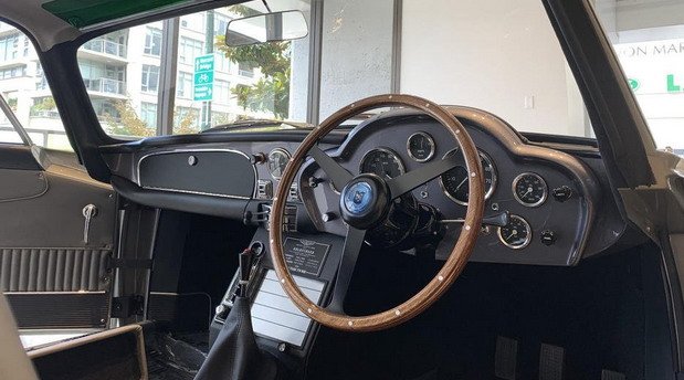 208459-aston db5 111.jpg, 66 KB