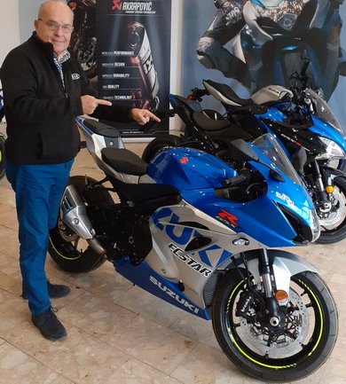 208632-suzuki salon.jpg, 71 KB