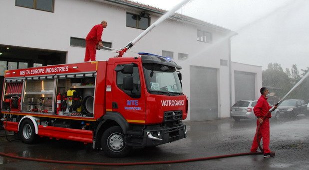 209725-renault t 11.jpg, 67 KB